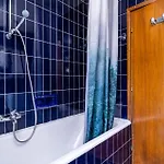 2 Bedroom Lovely In Holiday home
