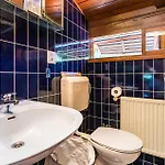 2 Bedroom Lovely In Ston