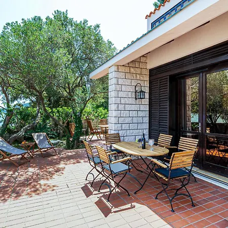 2 Bedroom Lovely In Ston