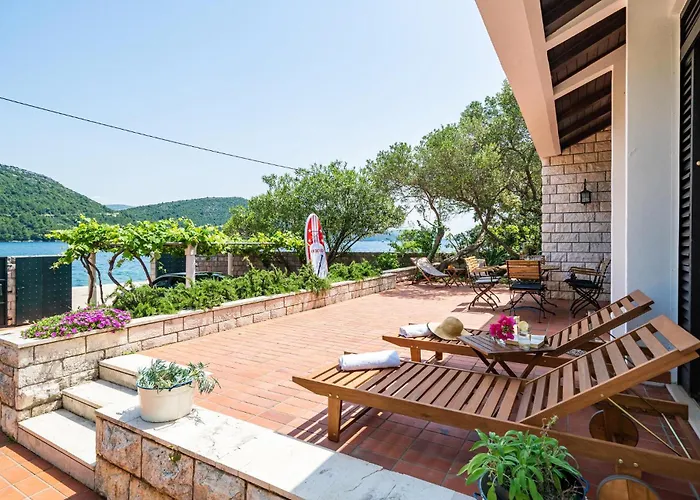 Lovely In With Wifi Hébergement de vacances