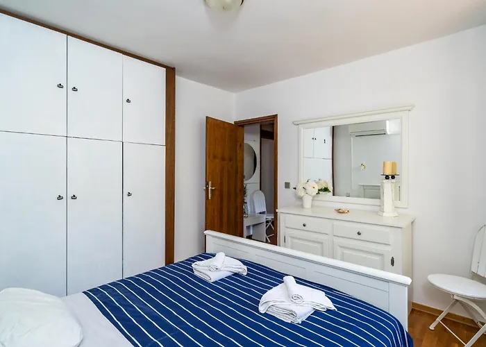 Hébergement de vacances Lovely In With Wifi *