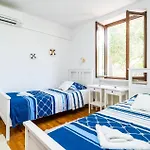 度假居 2 Bedroom Lovely In 斯顿